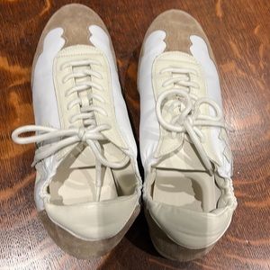Tory Burch Tennis shoes
